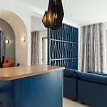 Lyo Ii Boutique Отель 5*