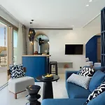 Lyo Ii Boutique