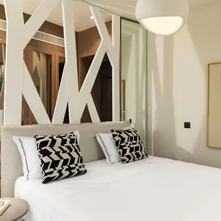 Lyo Ii Boutique מלון 5*