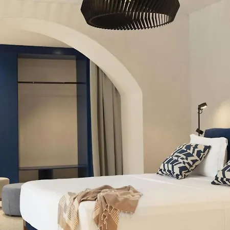 Lyo Ii Boutique מלון 5*
