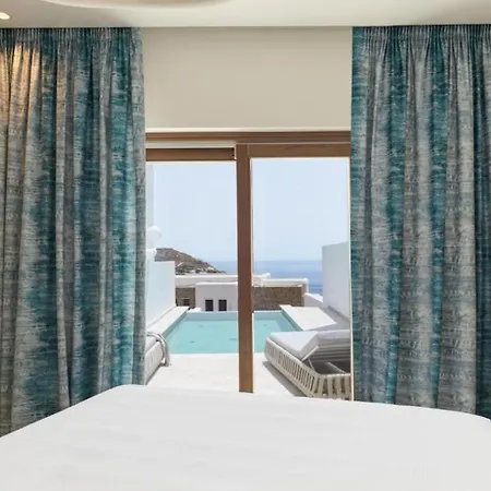 מלון Lyo Ii Boutique 5*