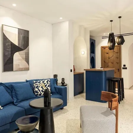 מלון Lyo Ii Boutique 5*