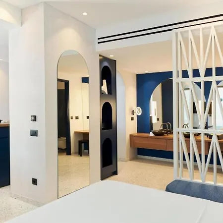 Lyo Ii Boutique 5*