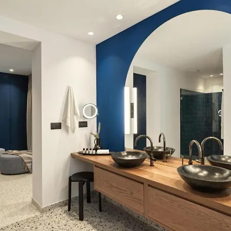 Lyo Ii Boutique Mykonos Town