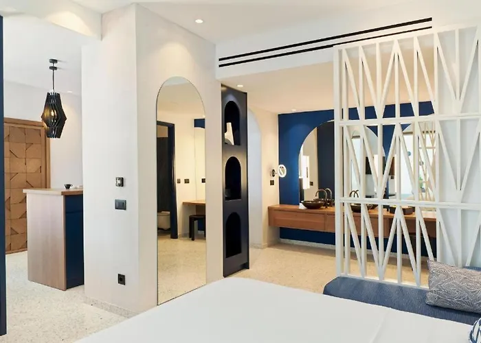 Lyo Ii Boutique Mykonos Town